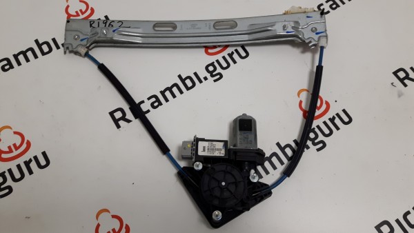 Motorino Alzacristallo con Telaio Posteriore Sinistro Fiat 500 L