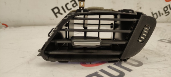 Bocchetta aria Destra Ford fiesta