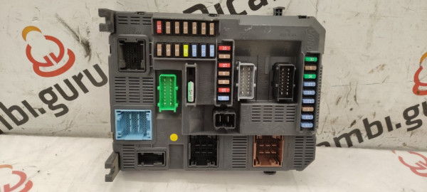 Centralina fusibili Peugeot 208