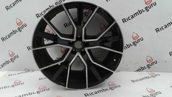Cerchio in lega Audi Q8