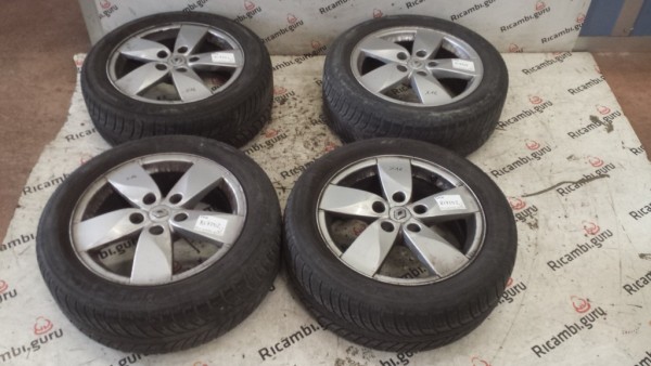 Cerchi in lega Renault megane