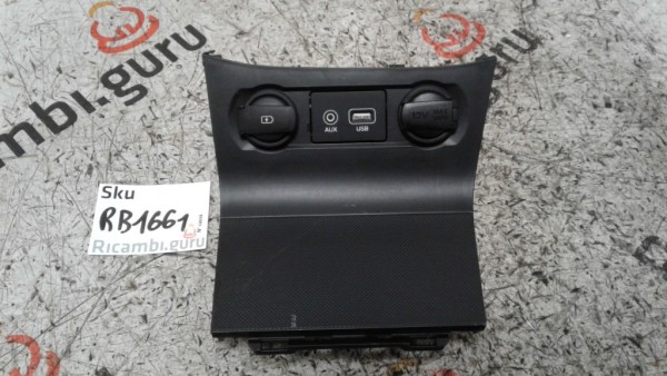 Prese USB e AUX Hyundai i20