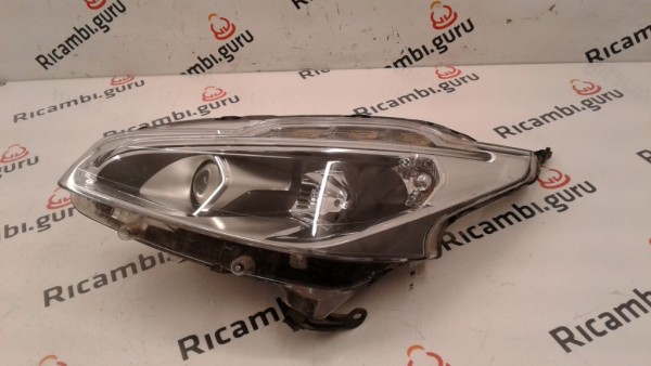 Fanale Anteriore Sinistro Peugeot 208