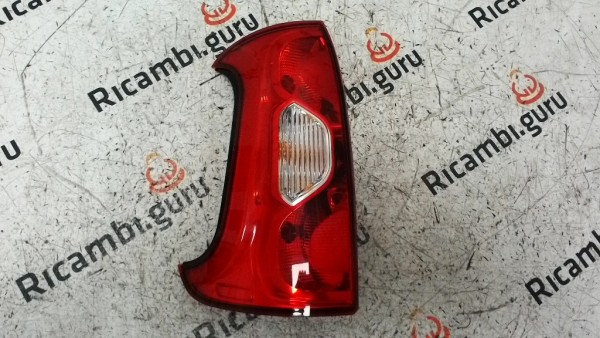 Fanale Posteriore Sinistro Fiat Doblo | Ricambi Usati
