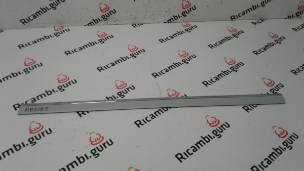 Modanatura Porta Anteriore Sinistra Audi A8