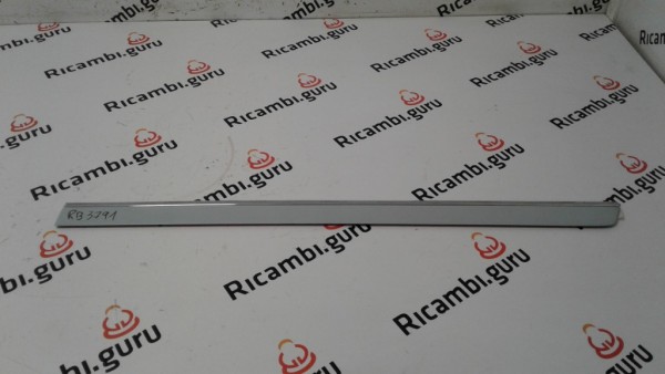 Modanatura Porta Posteriore Sinistra Audi A8