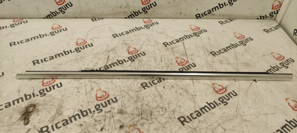 Raschiavetro Anteriore Sinistro Mercedes Gle