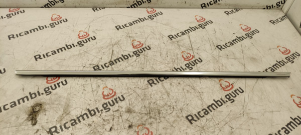 Raschiavetro Posteriore Destro Skoda Superb