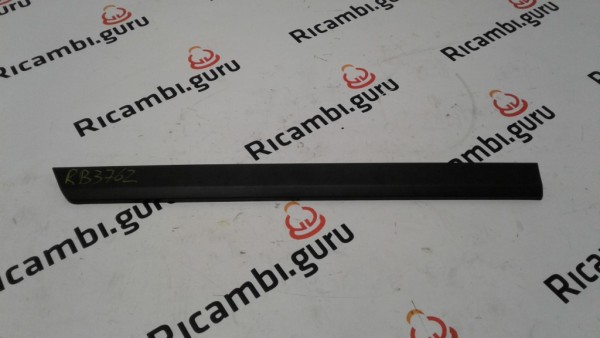 Modanatura porta Posteriore Destra Volkswagen Passat