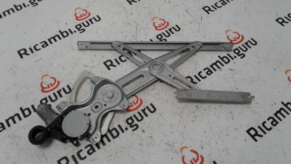 Motorino alzacristallo con Telaio Anteriore Destro Toyota Yaris