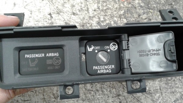 Interruttore Disinserimento Airbag Passeggero Daihatsu materia