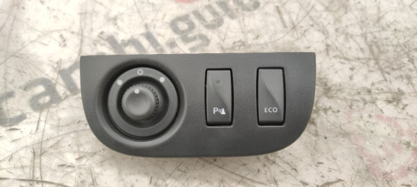 Pulsantiera Regolazione Retrovisori Dacia sandero