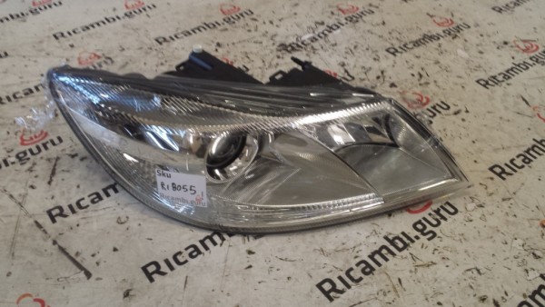 Fanale Anteriore Destro Skoda Octavia