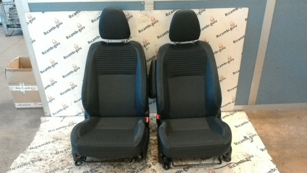 Sedili Anteriori Toyota yaris