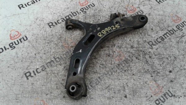 Trapezio Anteriore Destro Subaru outback