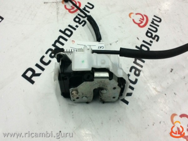 Serratura porta posteriore sx Alfa Romeo 159