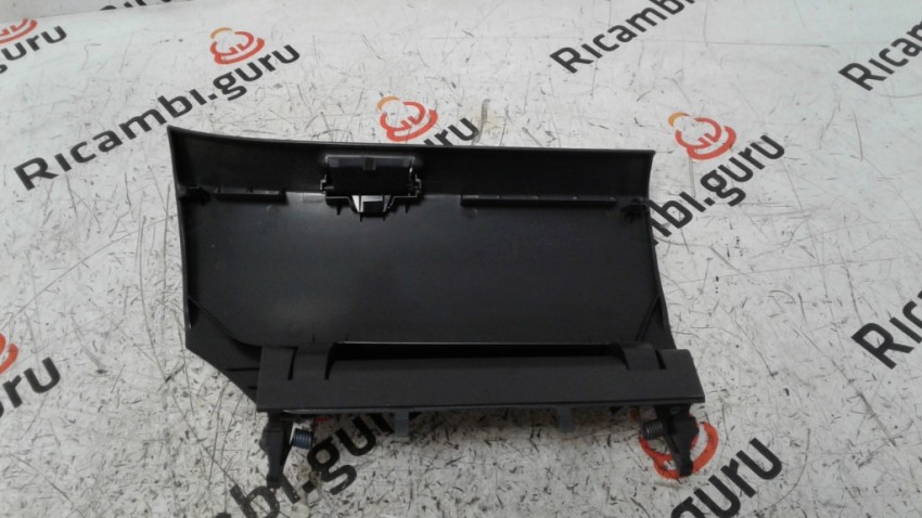 CASSETTO PORTAOGGETTI VOLKSWAGEN POLO VI