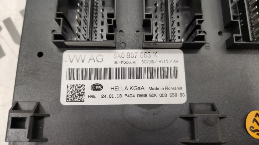 Pezzi Di Ricambio Audi 8K0959501F Ventola Elettrica Motore Compatibile A4 A5 A6 Q3 4GA 4GF Q3 8U Q5 8R 4G2 4G5 4GH 4GJ A4 8K2 8K5 8KH B8 Unità Di Controllo Ventola - 8