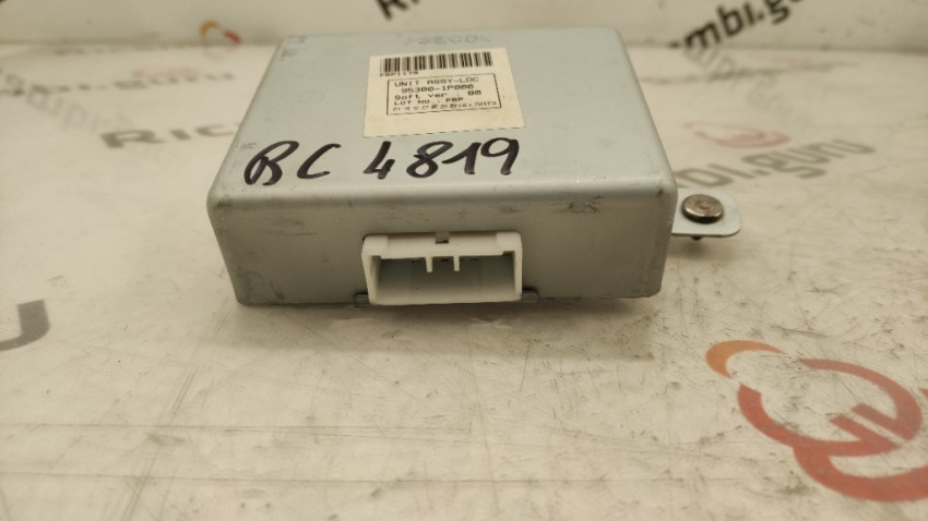 Pezzi Di Ricambio Audi 8K0959501F Ventola Elettrica Motore Compatibile A4 A5 A6 Q3 4GA 4GF Q3 8U Q5 8R 4G2 4G5 4GH 4GJ A4 8K2 8K5 8KH B8 Unità Di Controllo Ventola - 2