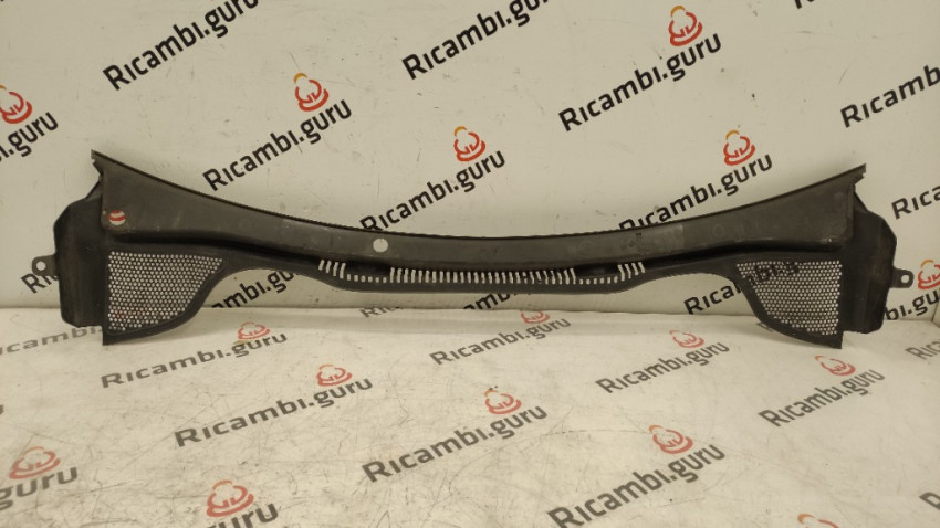 Art.BBT4412 DEFLETTORI ANTERIORI ANTISPORCO PER STRALIS S-WAY/X-WAY – da Ottobre 2019 – BBT Benatti