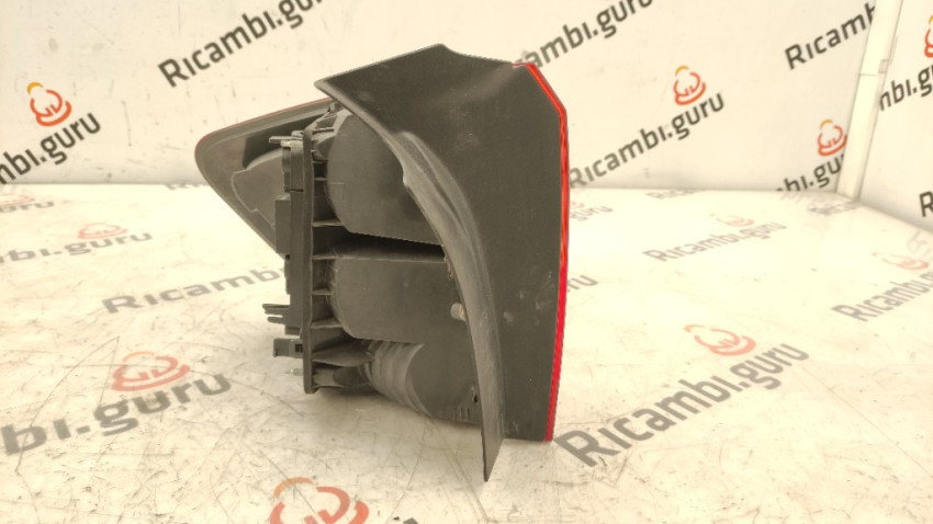 Fanale posteriore BMW X1 E84 sinistro e destro a un buon prezzo su AUTODOC