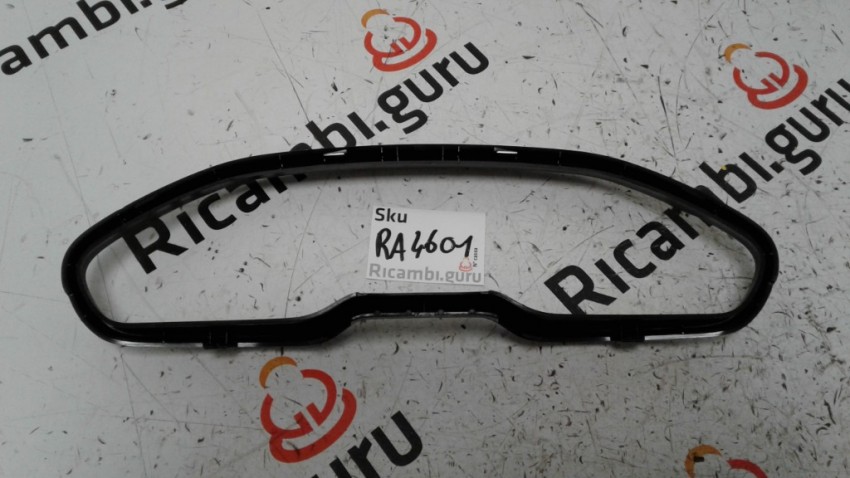 Cornice Quadro Strumenti Peugeot 2008