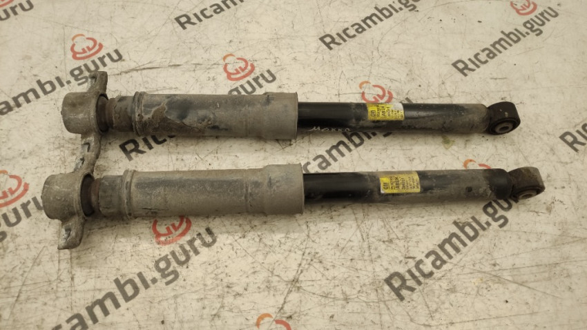 Ammortizzatori Posteriori Per Opel Zafira B (2005-2015) - Compatibili Con Tutte Le Versioni - Foto 8