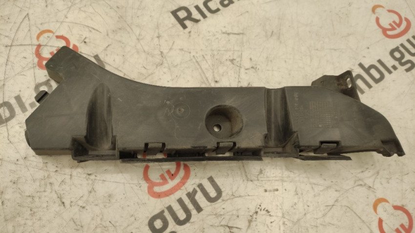 Supporto Paraurti Posteriore Dx Per Toyota Yaris Hatchback (P13) – Diederichs 6607266