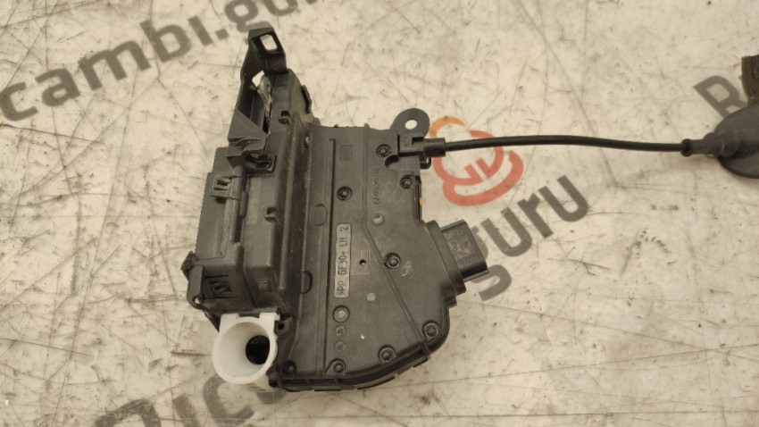 SERRATURA COFANO PORTELLONE POSTERIORE RENAULT MEGANE 2005> 8200076240E