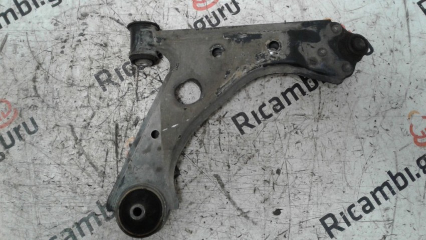 Trapezio Anteriore Sinistra Opel adam