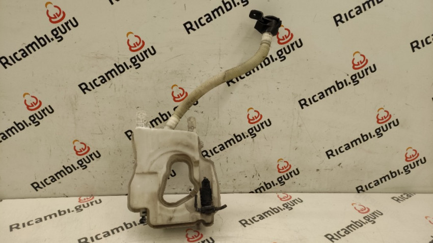 Vaschetta Tergicristalli Per VW Passat (2005-2011) - Serbatoio Acqua Lavaggio, Capacità 3 Litri