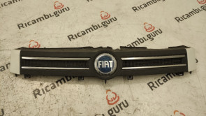 Calandra Fiat panda