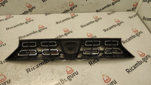 Calandra Dacia Duster