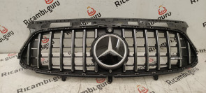 Calandra Mercedes Gla AMG