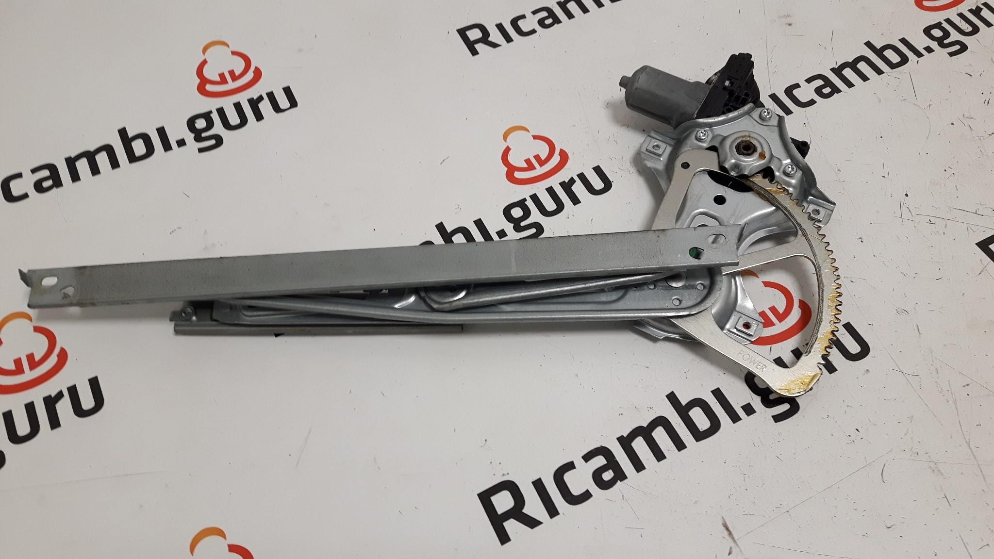 Motorino alzacristallo con telaio Anteriore Destro Toyota yaris