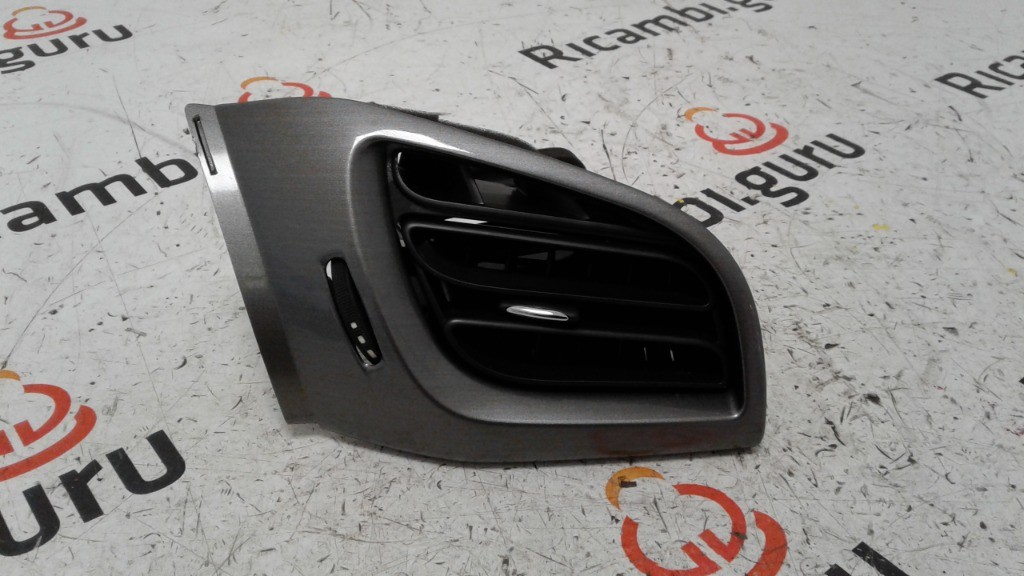 Bocchetta aria Anteriore Destra Citroen c3