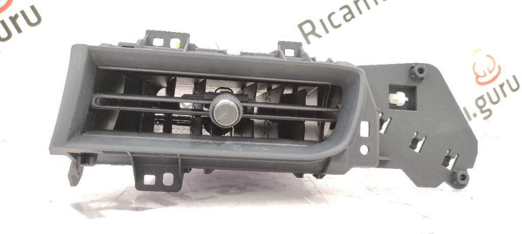 Bocchetta aria Anteriore Destra Lexus ux