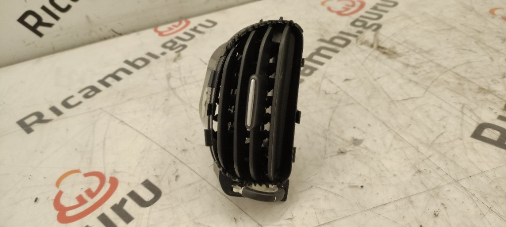 Bocchetta aria Centrale Sinistra Fiat 500l