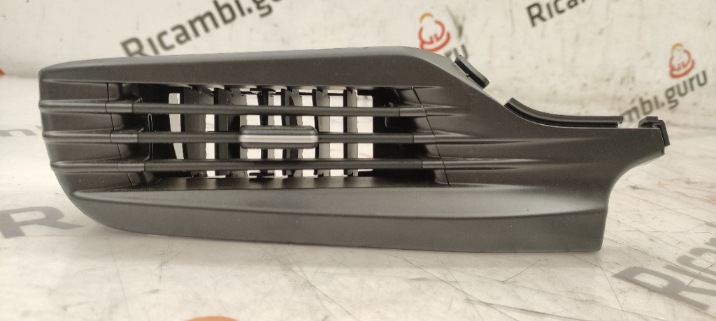 Bocchetta aria Sinistra Hyundai i20