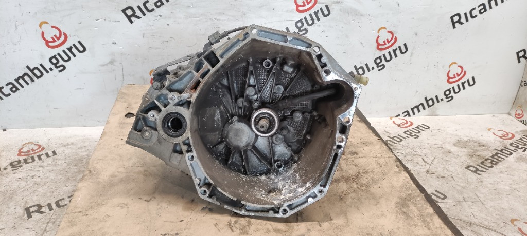 Cambio manuale Dacia duster