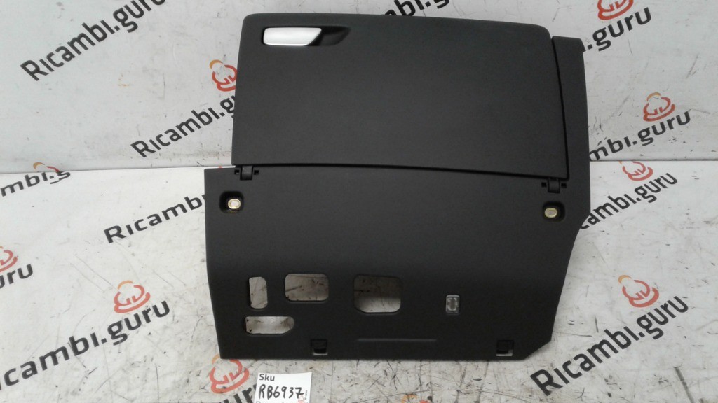 Cassetto portaoggetti Audi a3 sportback