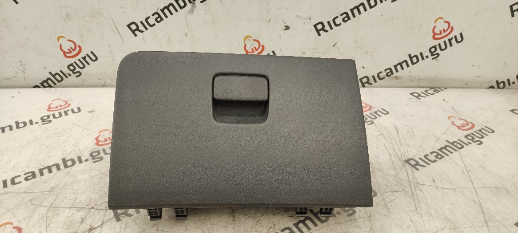 Cassetto portaoggetti Kia picanto