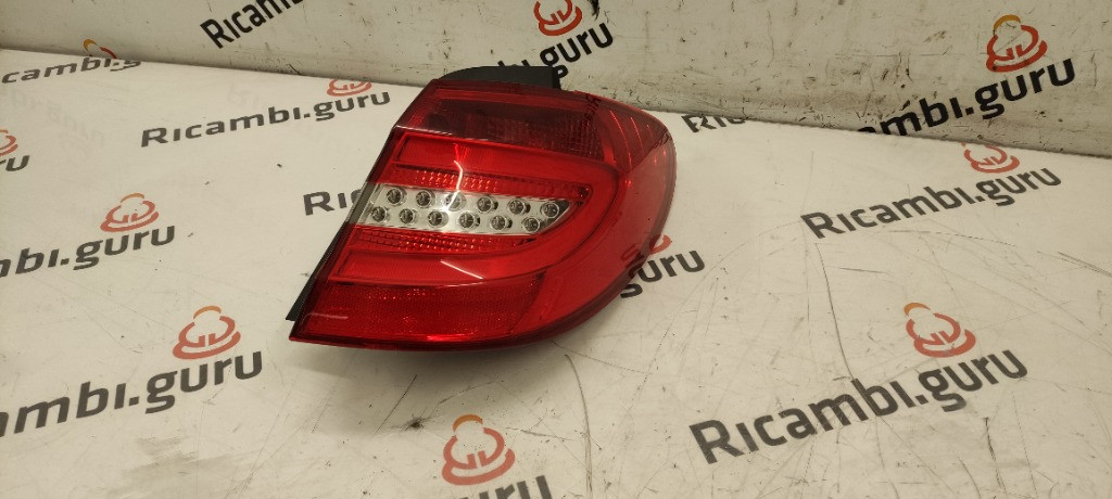 Fanale Posteriore Destro Mercedes classe b