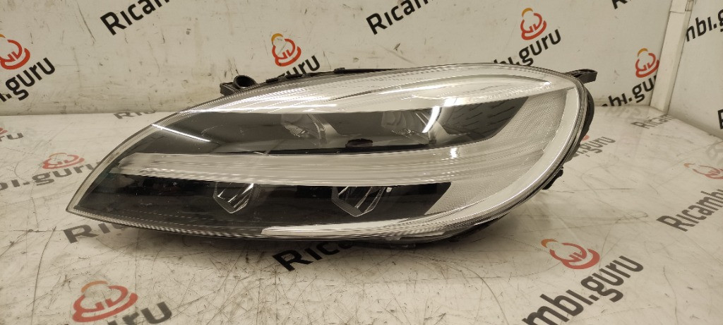 Fanale Led Anteriore Sinistro Volvo v40