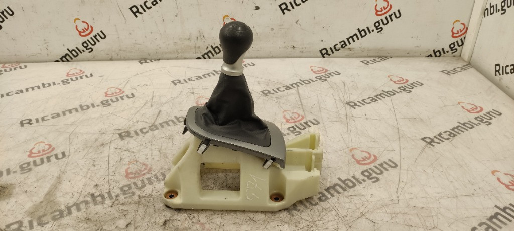 Leva cambio Manuale Kia rio