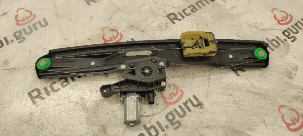 Motorino alzacristallo con Telaio Anteriore Destro Fiat tipo