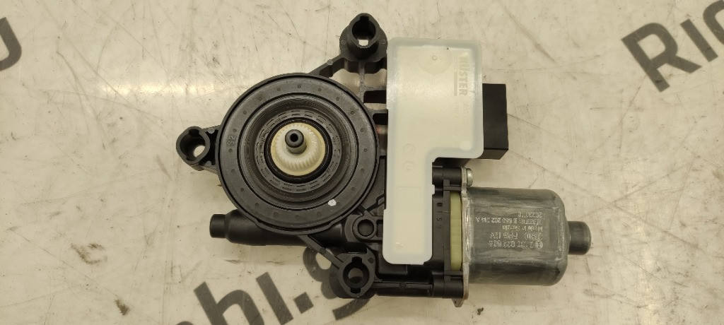 Motorino alzacristallo Posteriore Destro Seat arona