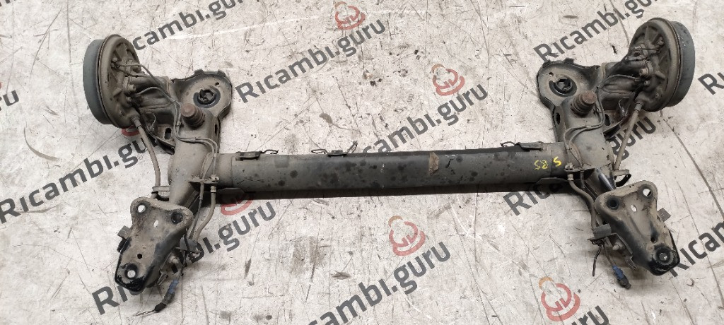 Ponte posteriore Peugeot 208