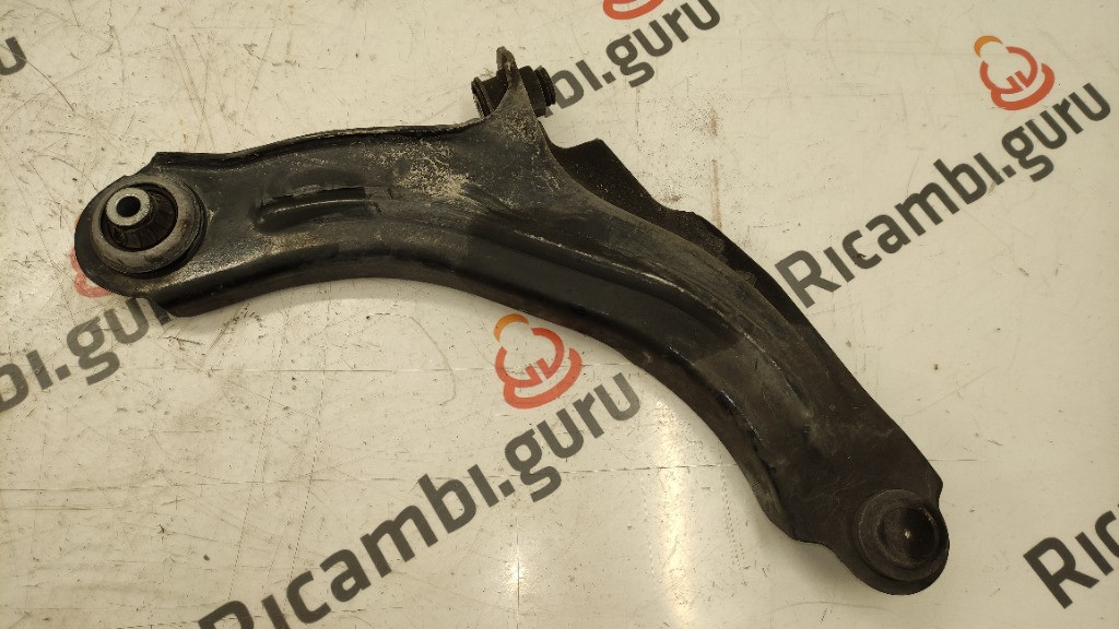 Trapezio Anteriore Sinistro Renault clio