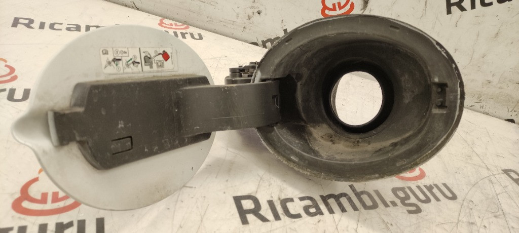 Sportello carburante Ford fiesta